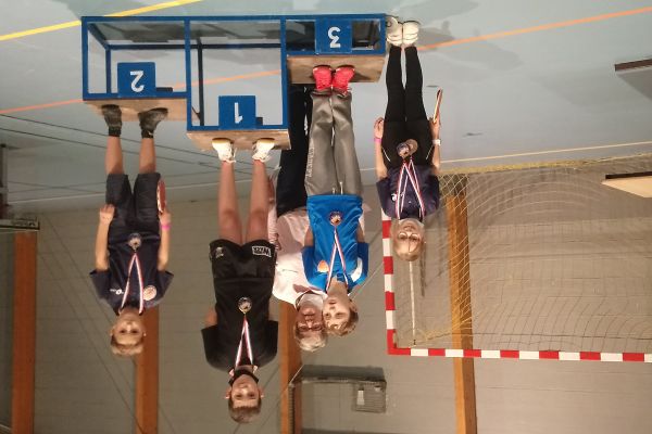 505-podium-poussins-val-de-reuildac23a97-1fe7-0023-43bc-d328e63690ea1AEB9CE7-FFF4-D457-ECF2-87FBB12068DF.jpg
